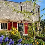 La Dolce - Dans Propriete Avec Piscine Appartement Montpeyroux (Herault)